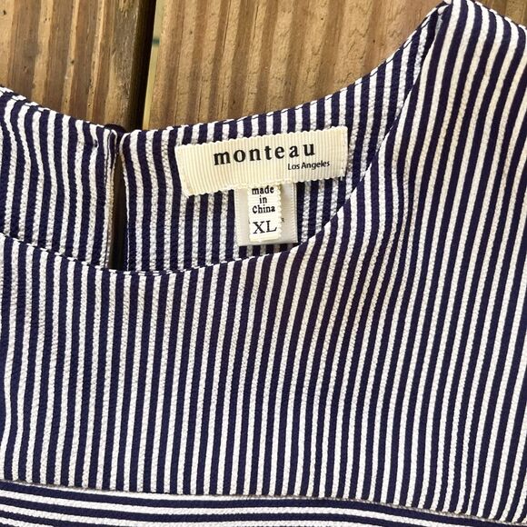 NWOT Monteau Seersucker V-Neck Top Blouse - Blue & White Stripes - Size Large - Picture 4 of 4